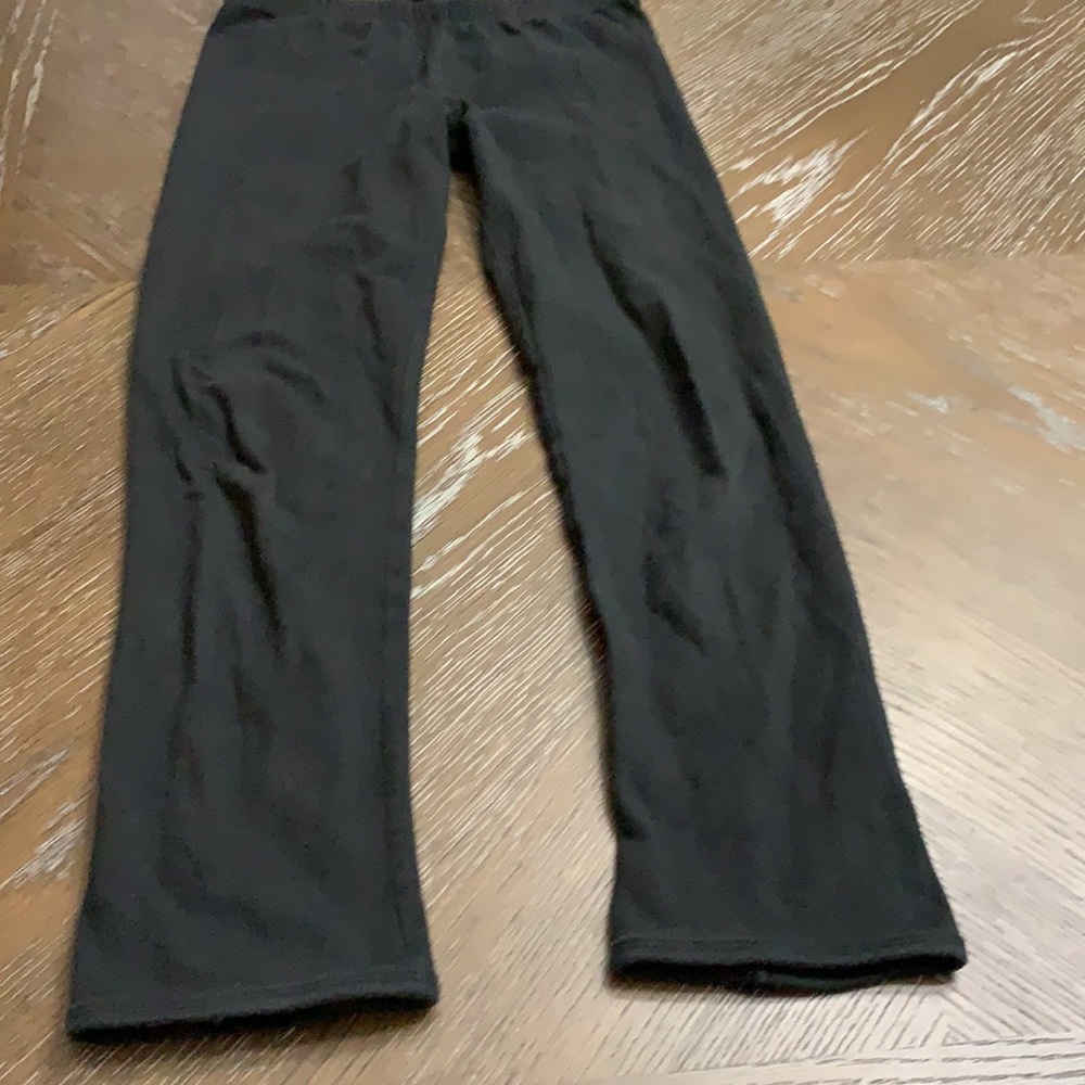 SO Perfect Legging black with open crisscross in back stretchy leggings Size XS